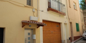  Apartment block Apt Cheli, was built in 1980 and renovated in 2005. It's located in the centre of Blanes, in a central position, 400 m from the beach.