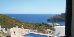  Offering an outdoor pool, Holiday home Pge. Garvinell is located in L'Escala.