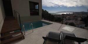  Le Casa Illes Medes vous accueille à L'Estartit. Offrant une vue imprenable sur la mer et la montagne, cette maison de vacances vous propose une piscine extérieure privée dotée d'une terrasse bien exposée, ainsi qu'une autre terrasse comportant un coin repas extérieur.