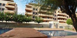  Situé dans le quartier résidentiel de Fenals à Lloret de Mar, l'Apartments-Lloretholiday-Fenals possède un jardin avec deux piscines communes et des chaises longues. La plage de Fenals se trouve à 7 minutes à pied.