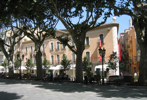 Rambla de Figueres, main street