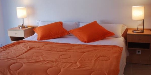  Enginyapartaments are in the center of Figueres, less than 1700 ft from the famous Dalí Museum. These well-equipped apartments have satellite TV and free internet access.