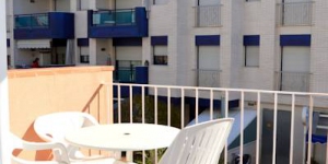  Het Apartments Soleil Playa ligt op loopafstand van de historische binnenstad en het strand van Tossa de Mar. Het biedt een appartement in strandstijl met een terras met uitzicht.