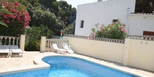  Holiday home Magdalena is located in L'Escala. The accommodation will provide you with a balcony.