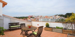  Apartment Soho is a self-catering accommodation located in Blanes. WiFi access is available.