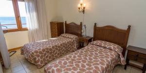   Aufenthalt im Herzen von Roses  Agi Bahía de Roses is a self-catering accommodation located in Roses. WiFi access is available.
